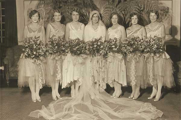 Fotógrafo de bodas en Toledo: Un posible origen de la tradición de las damas de honor